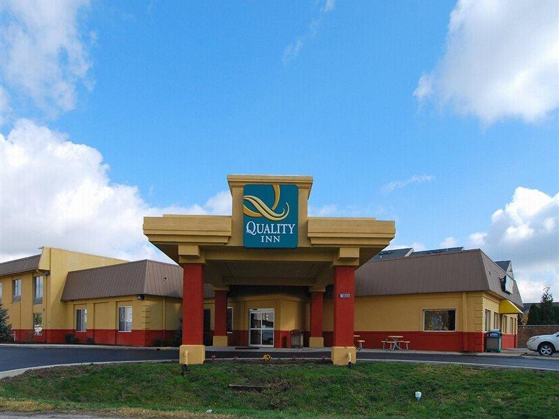 מלון Baymont By Wyndham Indianapolis East מראה חיצוני תמונה