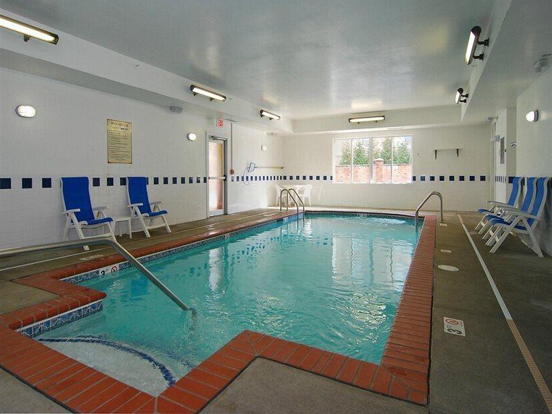 מלון Baymont By Wyndham Indianapolis East מראה חיצוני תמונה