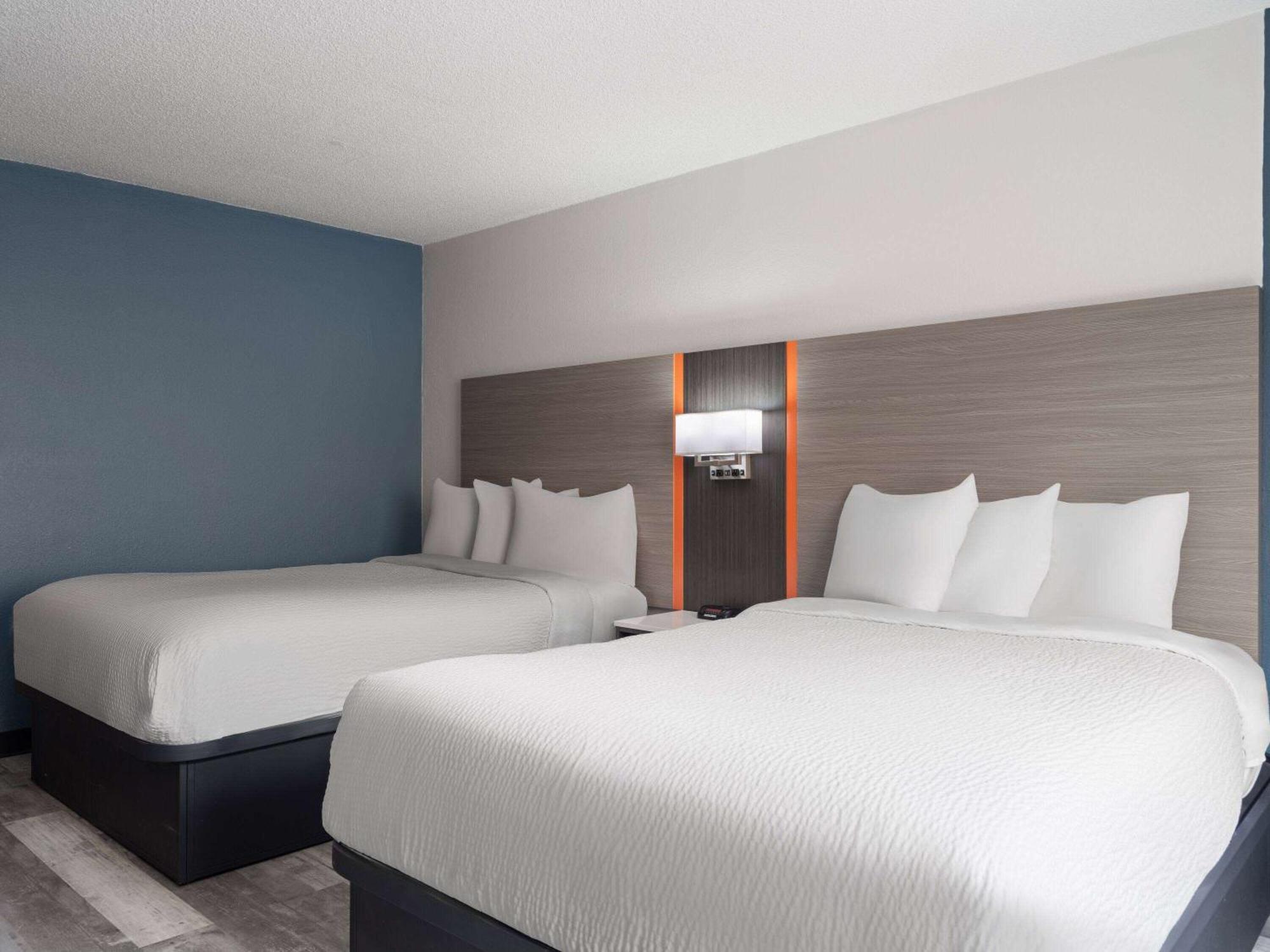 מלון Baymont By Wyndham Indianapolis East מראה חיצוני תמונה
